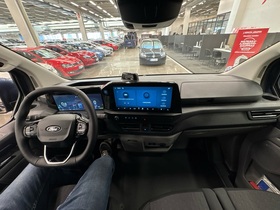 heti ajoon Ford Transit Custom