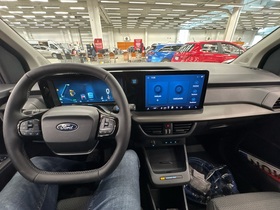 heti ajoon Ford Transit Courier