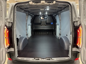 heti ajoon Ford Transit Custom