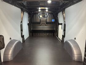 heti ajoon Ford Transit Custom
