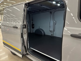 heti ajoon Ford Transit Custom