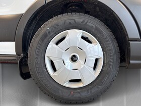 heti ajoon Ford Transit