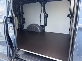 heti ajoon Ford Transit Custom