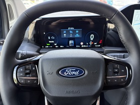 heti ajoon Ford Transit Custom