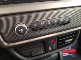 heti ajoon Ford Transit Courier