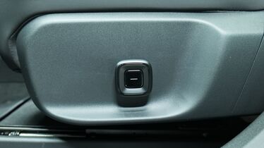 heti ajoon Volvo EX30 Cross Country