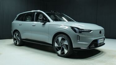 heti ajoon Volvo EX90