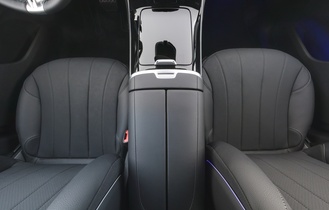 heti ajoon Mercedes-Benz EQE