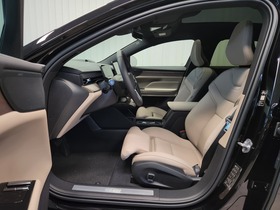 heti ajoon Volvo ES90