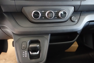 heti ajoon Nissan Primastar