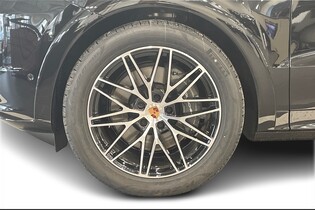 heti ajoon Porsche Cayenne