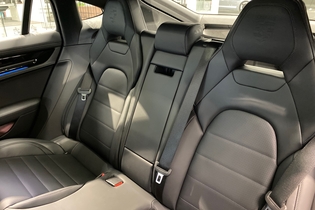 heti ajoon Porsche Panamera