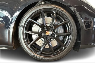 heti ajoon Porsche Panamera