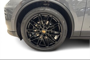 heti ajoon Porsche Macan