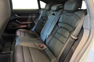 heti ajoon Porsche Taycan