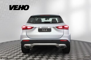 heti ajoon Mercedes-Benz GLA