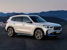 uusi BMW iX1