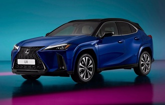 uusi Lexus UX