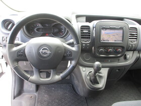 Opel Vivaro vaihtoauto