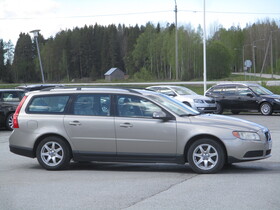 Volvo V70 vaihtoauto