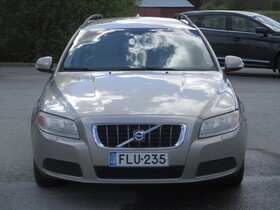 Volvo V70 vaihtoauto