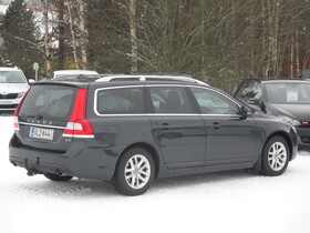 Volvo V70 vaihtoauto