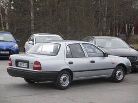 Nissan Sunny vaihtoauto