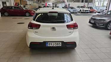 Kia Rio vaihtoauto