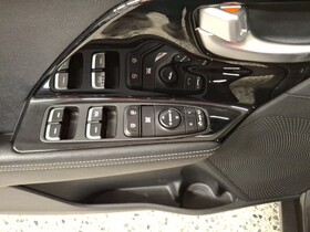 Kia Niro plug-in vaihtoauto