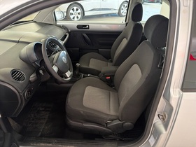 Volkswagen New Beetle vaihtoauto