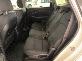 Kia Carens vaihtoauto