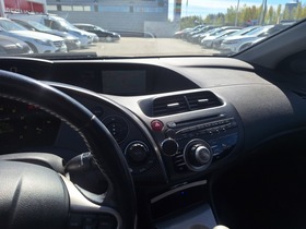 Honda Civic vaihtoauto