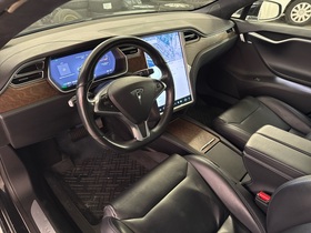 Tesla Model S vaihtoauto