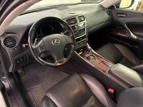 Lexus IS vaihtoauto