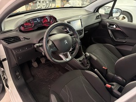 Peugeot 208 vaihtoauto