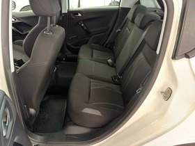 Peugeot 208 vaihtoauto