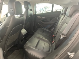 Jaguar I-PACE vaihtoauto