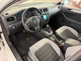 Volkswagen Jetta vaihtoauto