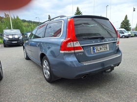 Volvo V70 vaihtoauto