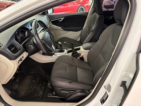 Volvo V40 Cross Country vaihtoauto