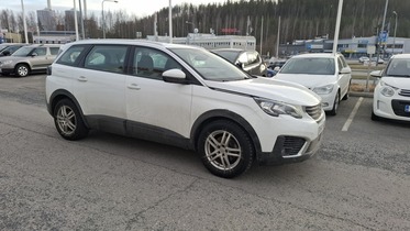 Peugeot 5008 vaihtoauto