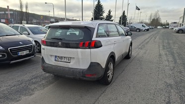 Peugeot 5008 vaihtoauto