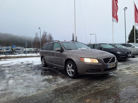 Volvo V70 vaihtoauto