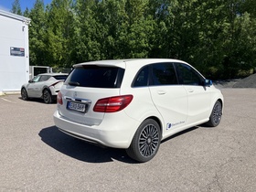Mercedes-Benz B vaihtoauto