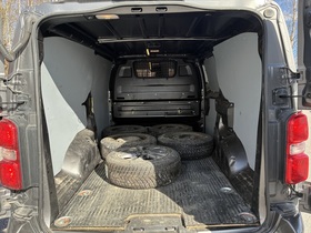 Opel Vivaro vaihtoauto