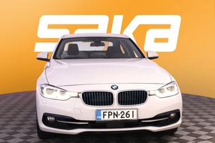 BMW 330 vaihtoauto
