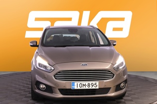 Ford S-MAX vaihtoauto