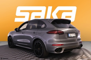 Porsche Cayenne vaihtoauto
