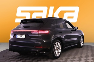 Porsche Cayenne vaihtoauto
