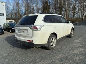 Mitsubishi Outlander vaihtoauto